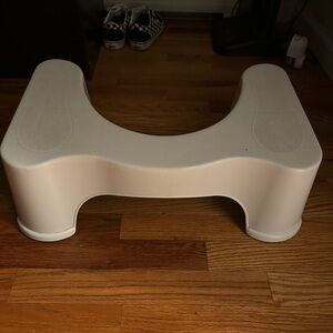 White Bathroom Step Stool